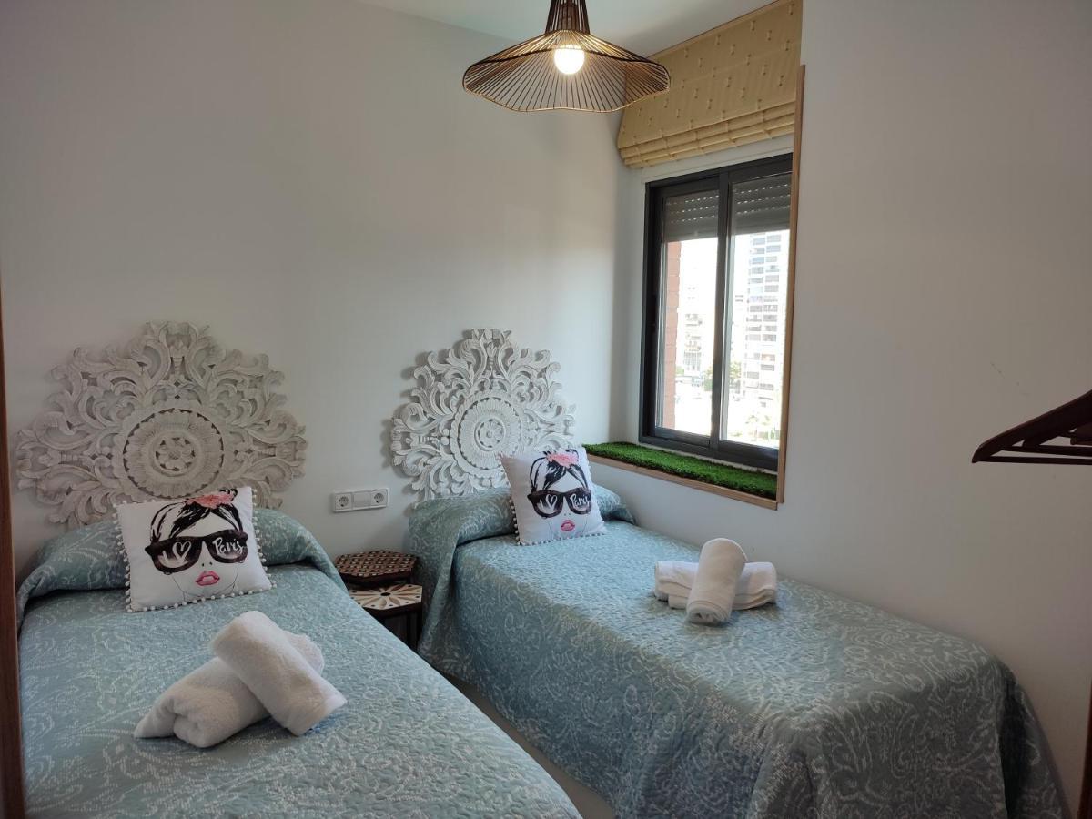 Junto Playa Levante Con Terraza Chill-Out-2 Wcs-A Estrenar Gemelos 23 Benidorm Buitenkant foto